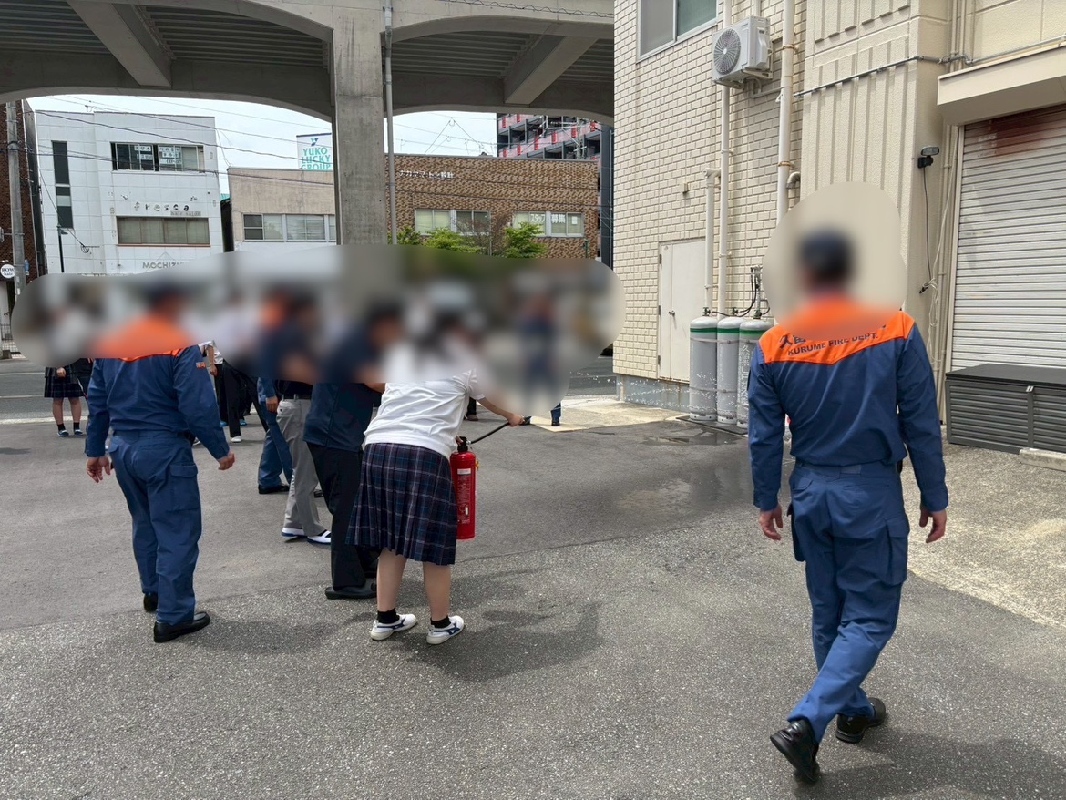 避難訓練を行いました。