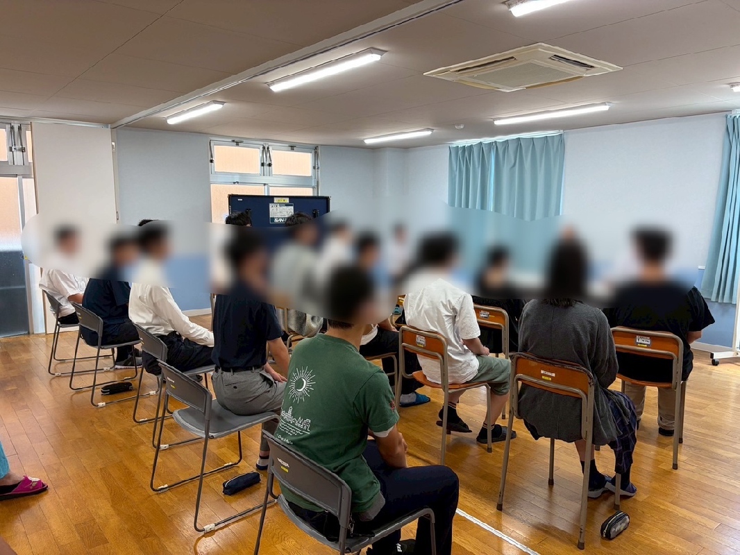 卒業生講話を開催しました